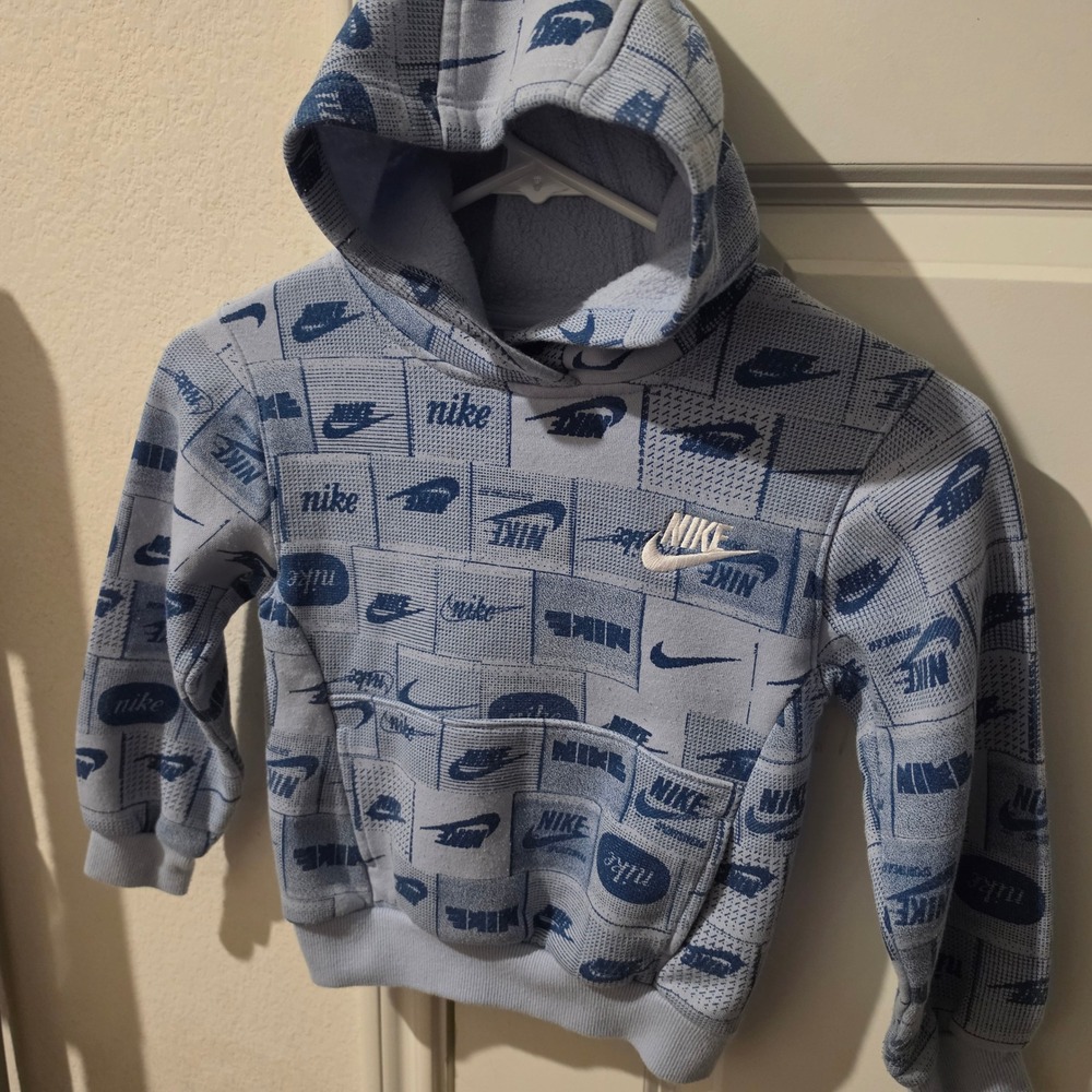 Nike Kids Light Blue All Over Logo Print Fleece Pullover Hoodie Size 4 XS